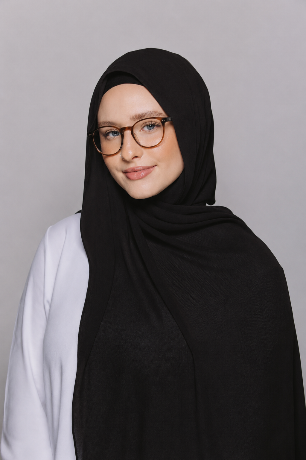 Black-Instant Hijab With Built in Magnets