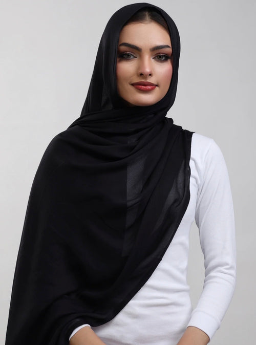 Black Plain Model Hijab