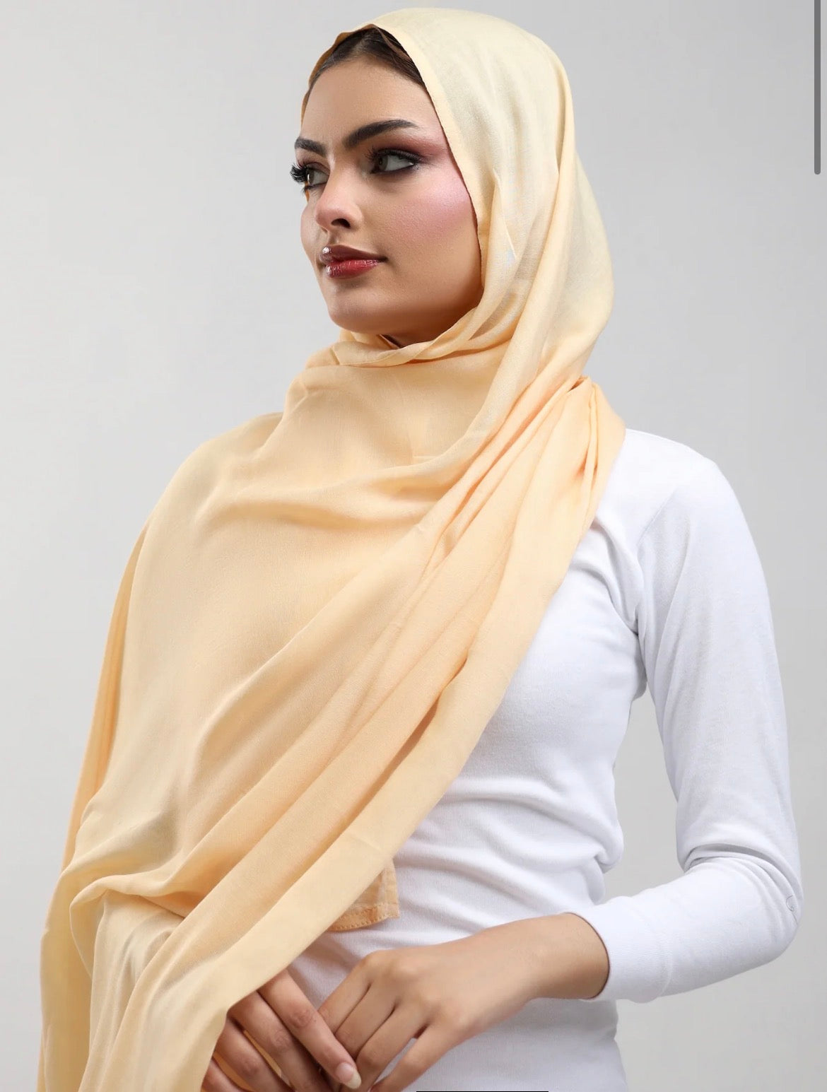 Butter Yellow Plain Model Hijab