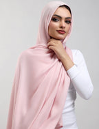 Baby Pink Plain Model Hijab