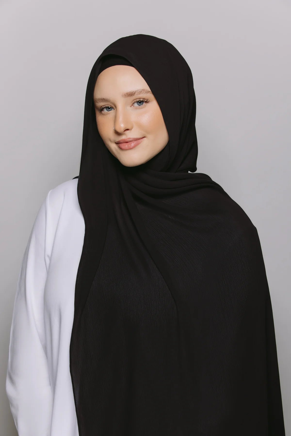 Instant Hijab With Built-in- Magnets-Black